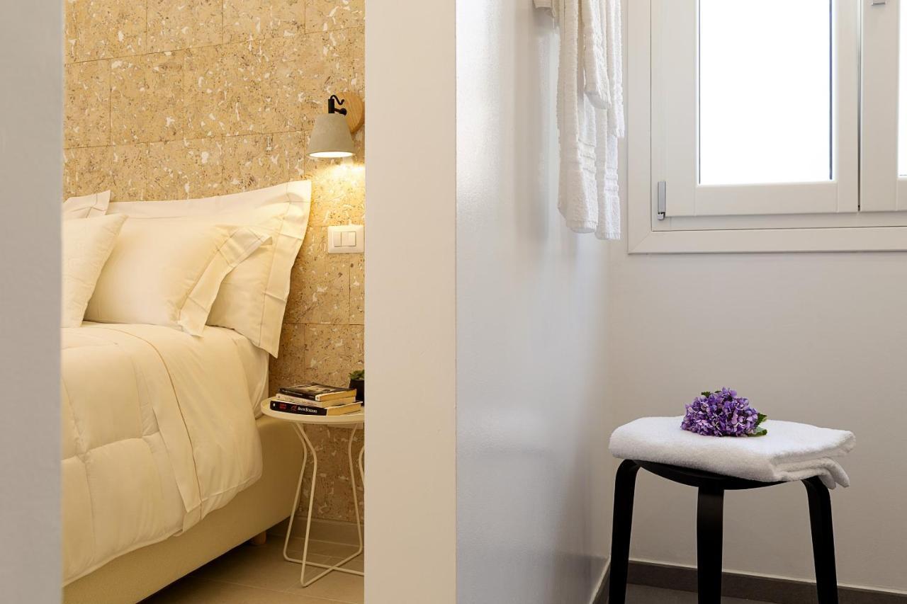 La Via Rooms And Terrace Olbia Exterior photo